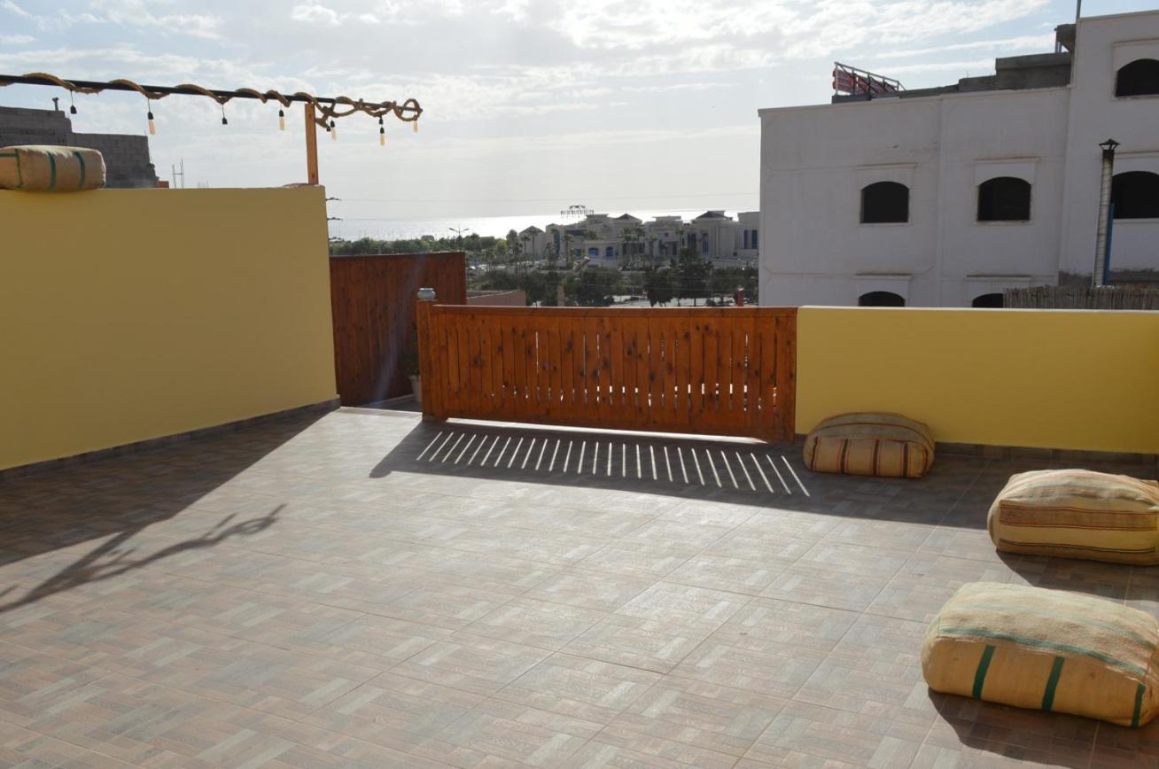 Sunset Surfhouse Morocco Hostel Tamraght Екстериор снимка