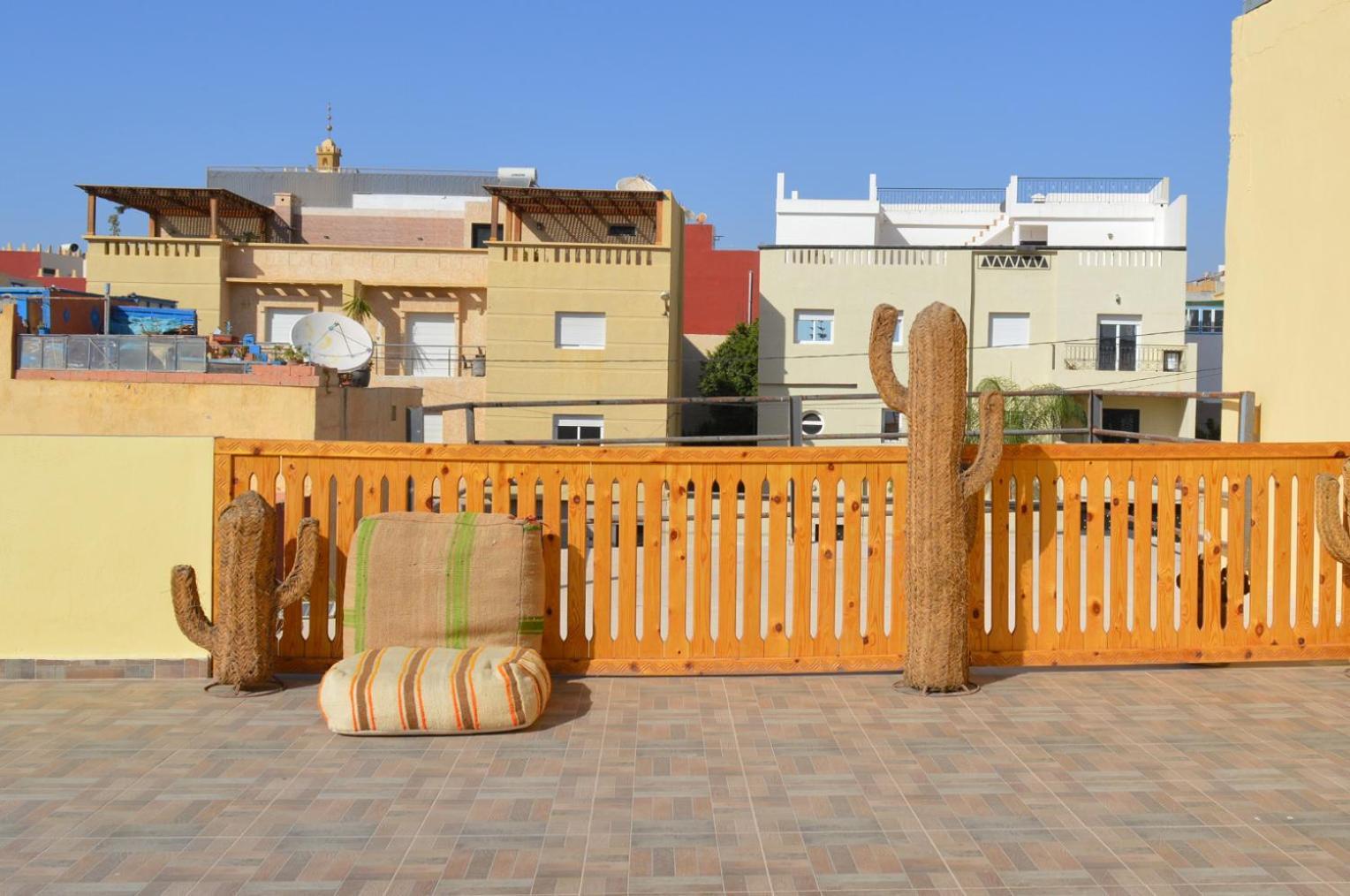 Sunset Surfhouse Morocco Hostel Tamraght Екстериор снимка